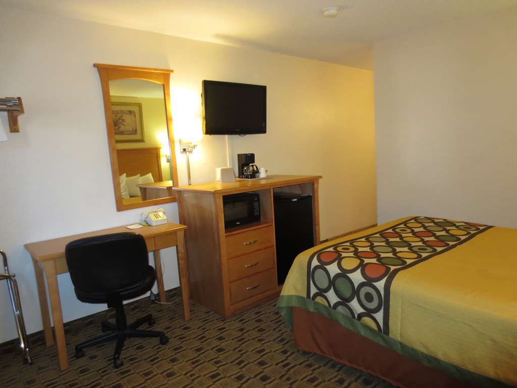 American Best Value Inn Lawrence Zimmer foto